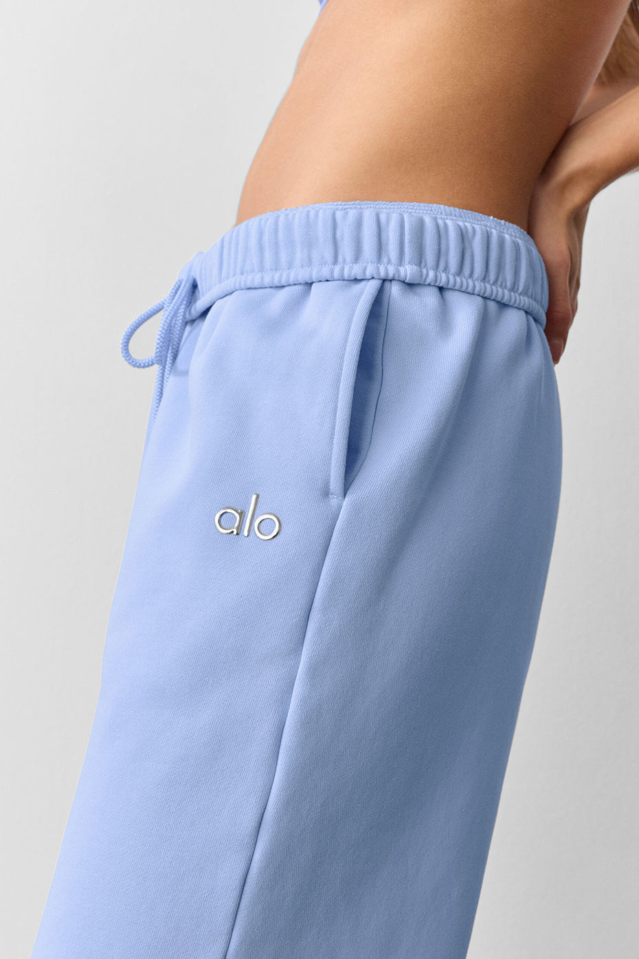 Alo Yoga Accolade Straight Leg Sweatpant - Light Provence Blue - imagen 3