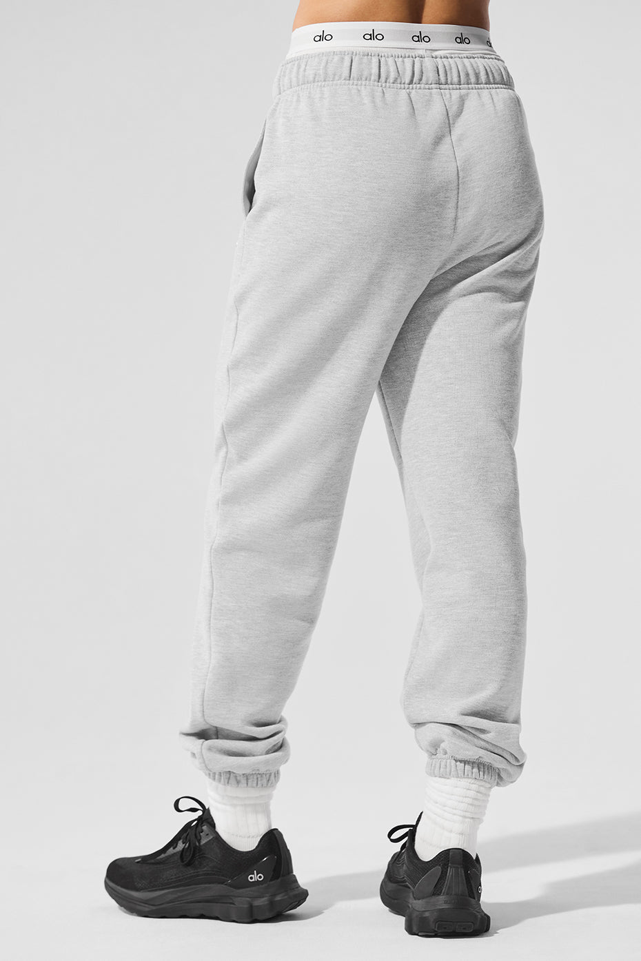 Alo Yoga Accolade Sweatpant - Athletic Heather Grey - imagen 2