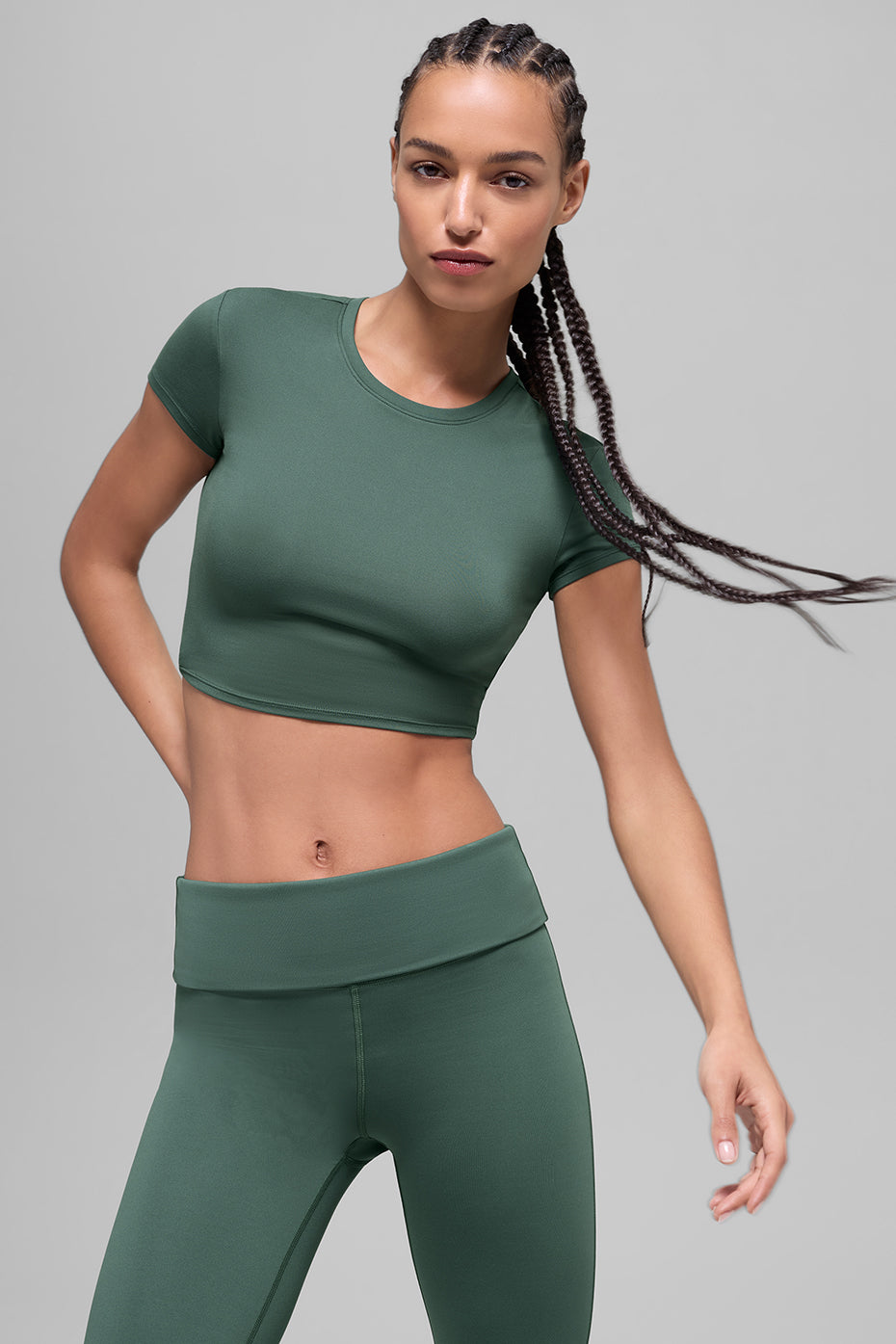 Alo Yoga Alosoft Crop Finesse Short Sleeve - Clover Green - imagen 1