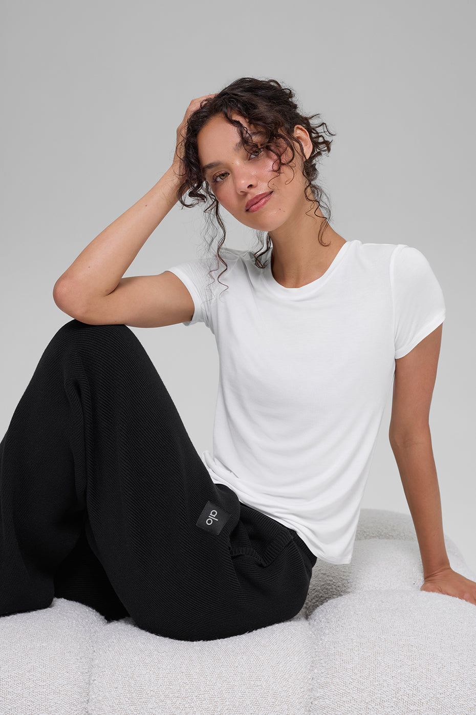 Alo Yoga All Day Short Sleeve - White - imagen 5