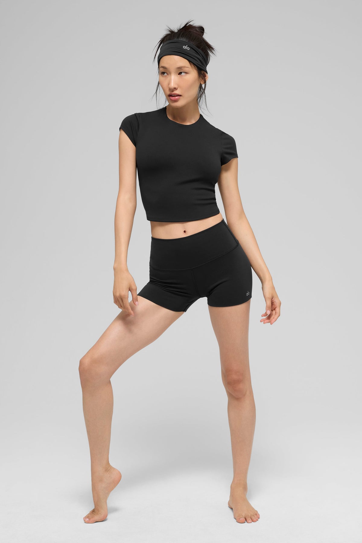 Alo Yoga ALO Softsculpt Precision Short Sleeve Top - Black - imagen 3