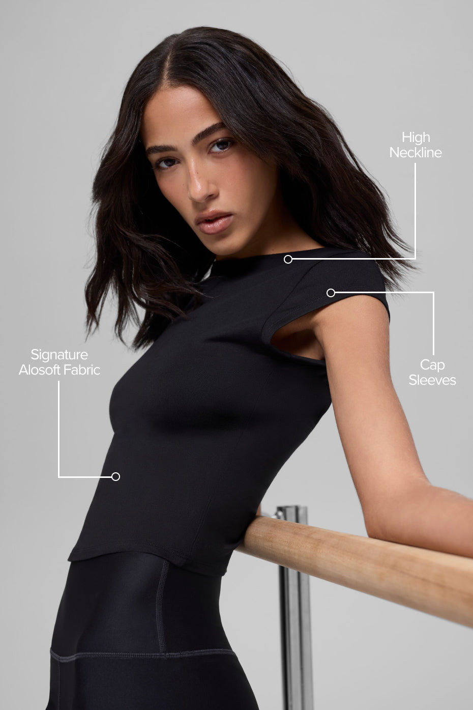 Alo Yoga Alosoft Back For More Tee - Black - imagen 2