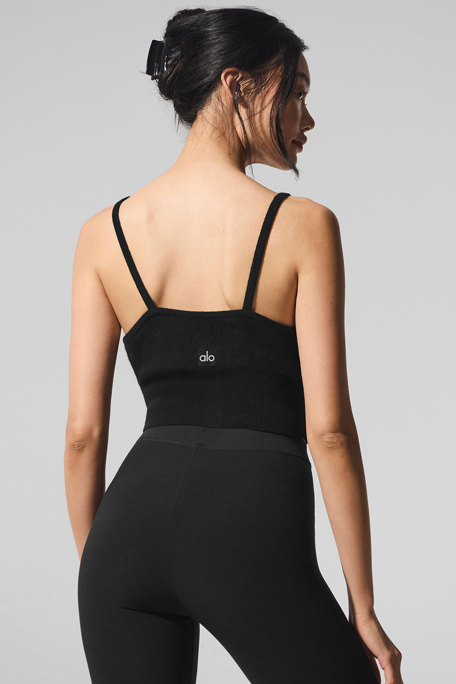 Alo Yoga Sheer Cashmere Tank - Black - imagen 4