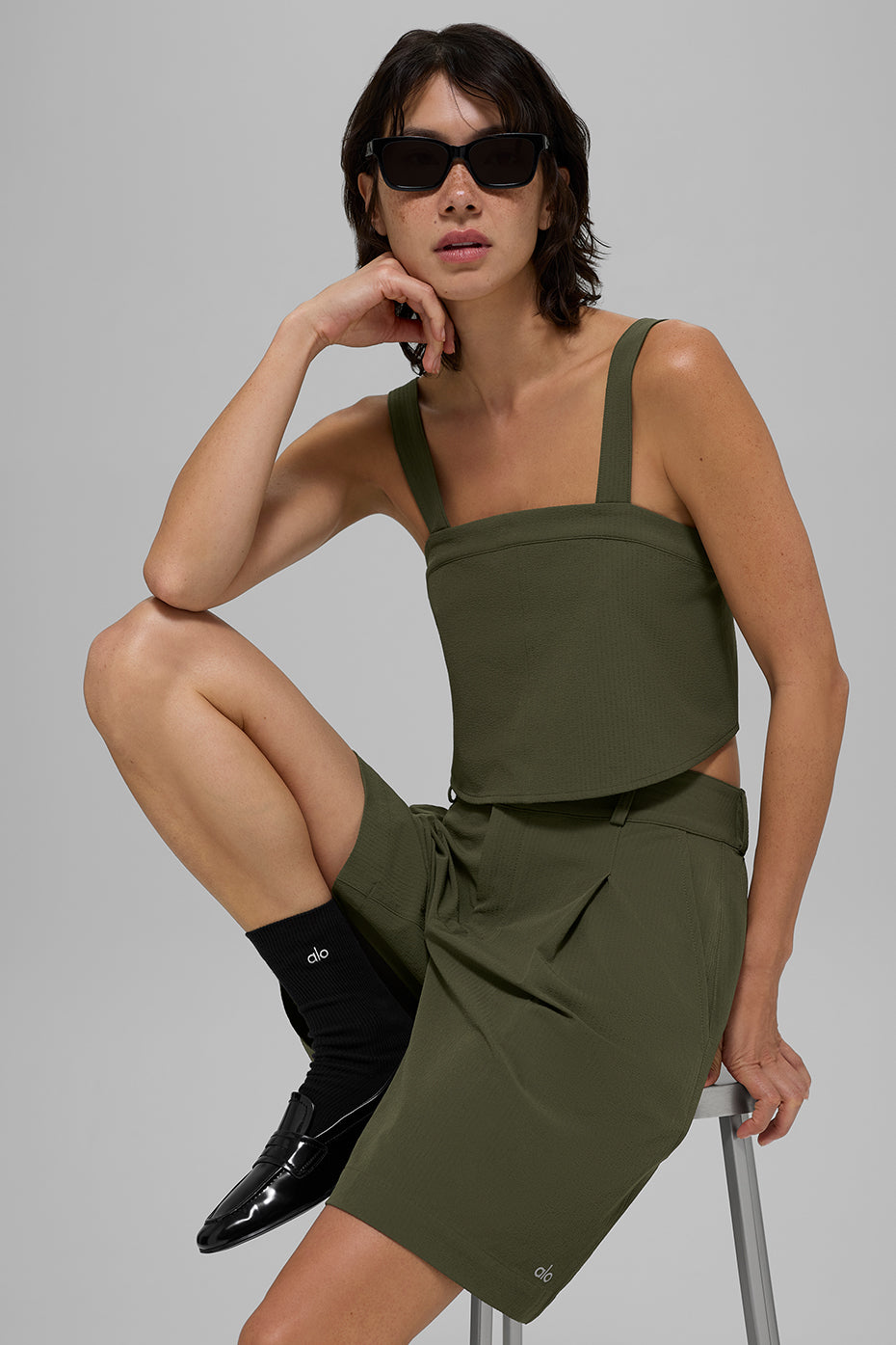 Alo Yoga Cropped Dreamscape Tank - Green Olive - imagen 3