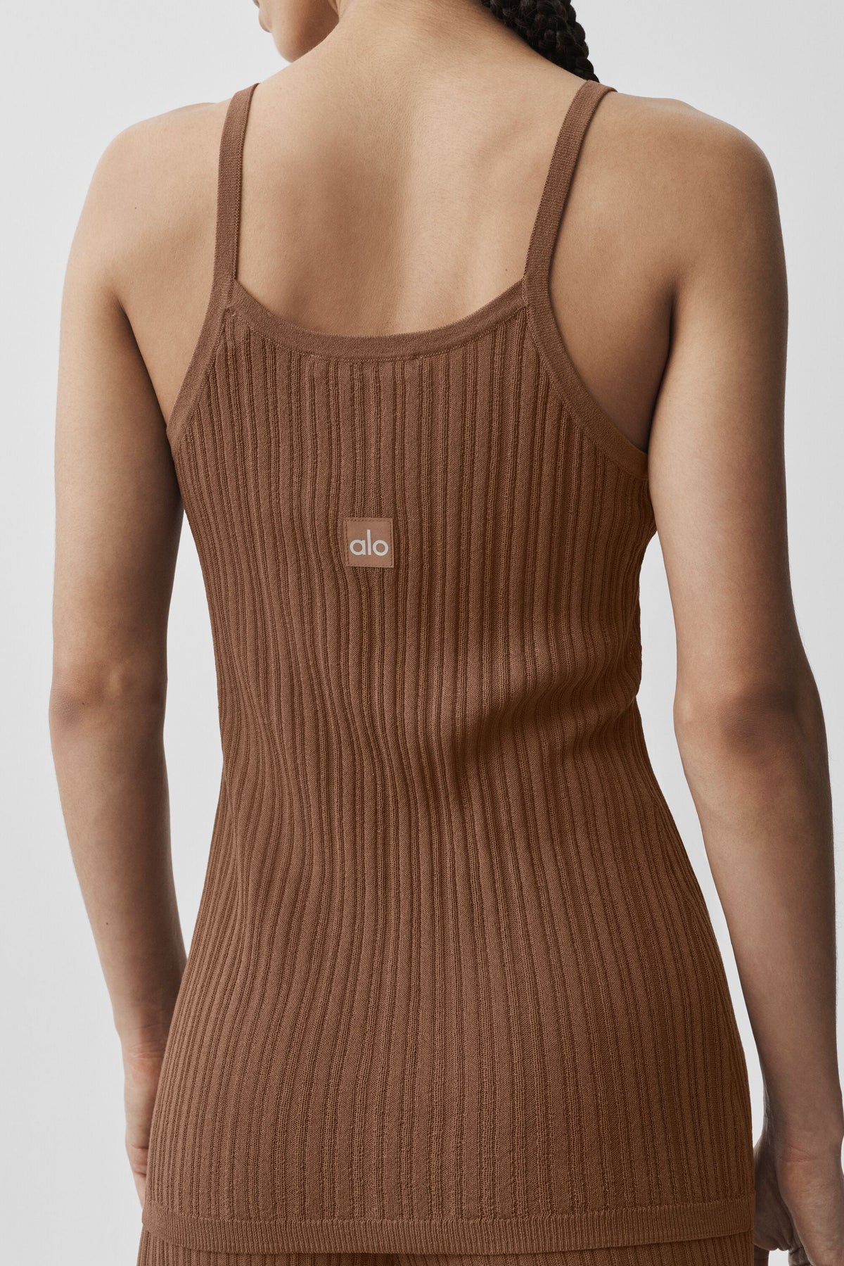 Alo Yoga Sweater Sunlit Button Down Tank - Sun Kissed Brown - imagen 3