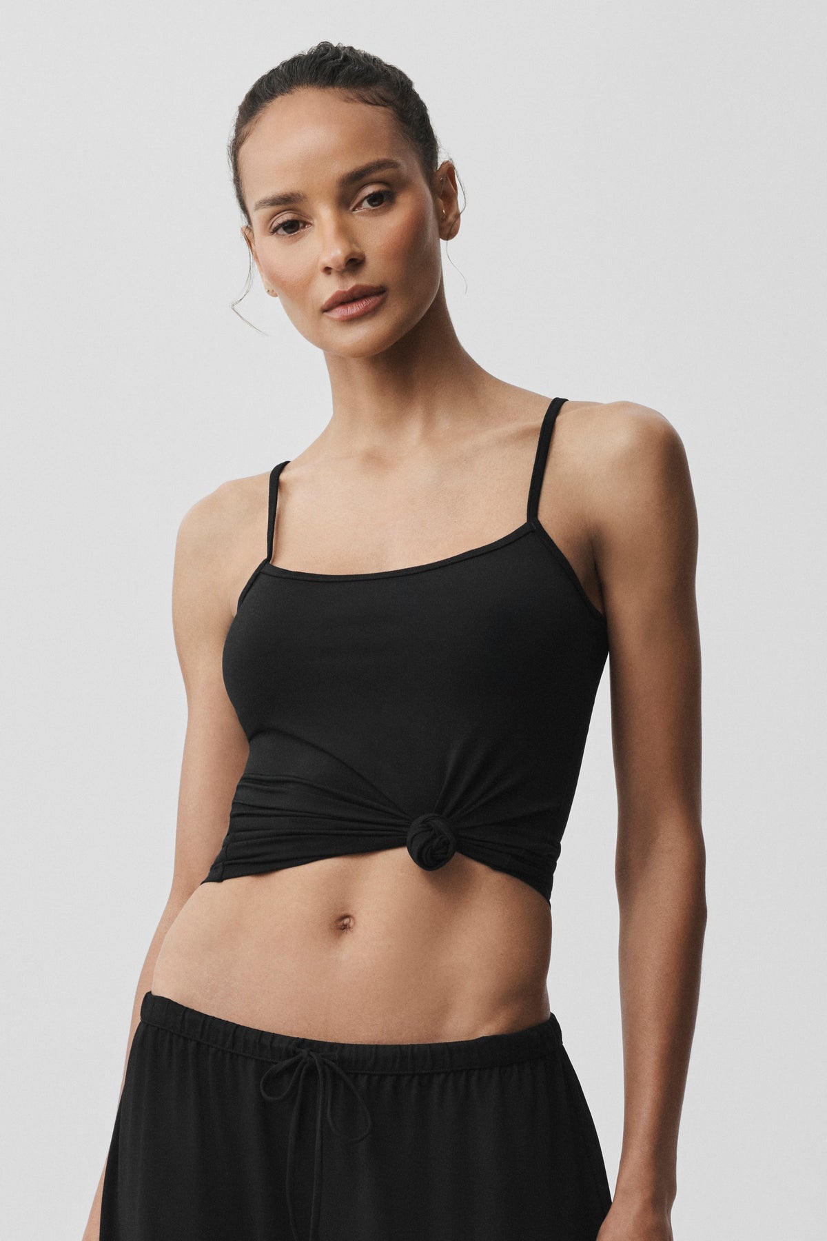 Alo Yoga Alosoft Finesse Cami Tank - Black - imagen 3