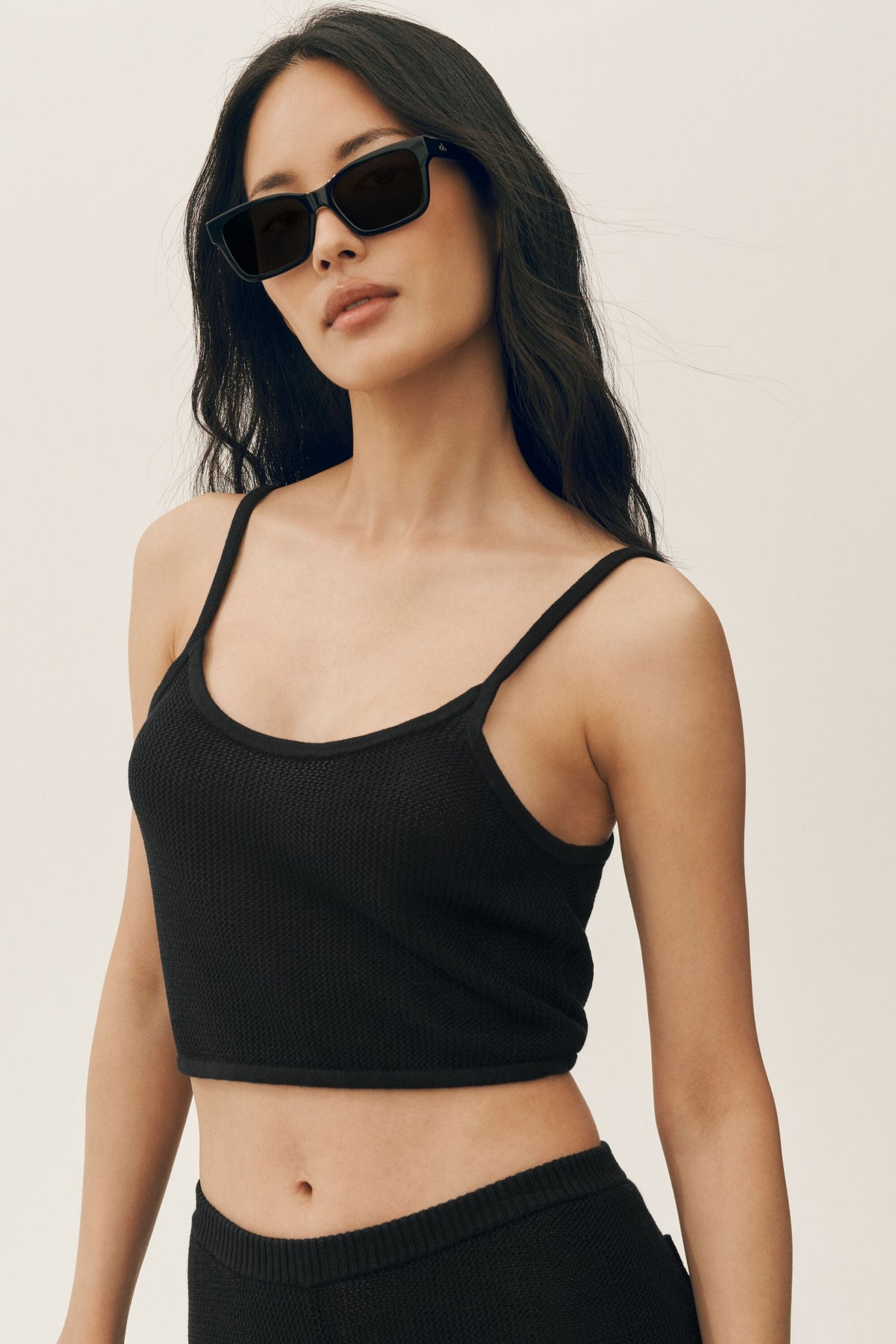 Alo Yoga Silk Cashmere Cropped Heat Wave Tank - Black - imagen 1