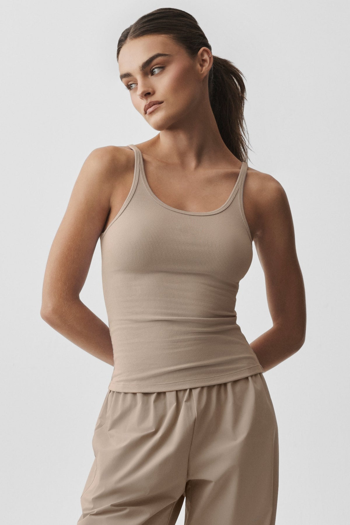 Alo Yoga Ribbed Adore Tank - Gravel - imagen 1