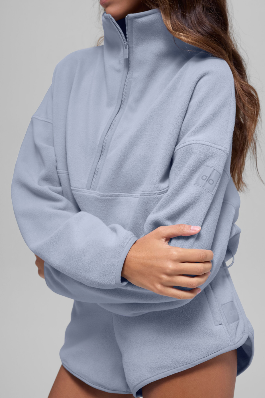 Alo Yoga Polar Fleece Retreat Cover Up - Winter Frost - imagen 4