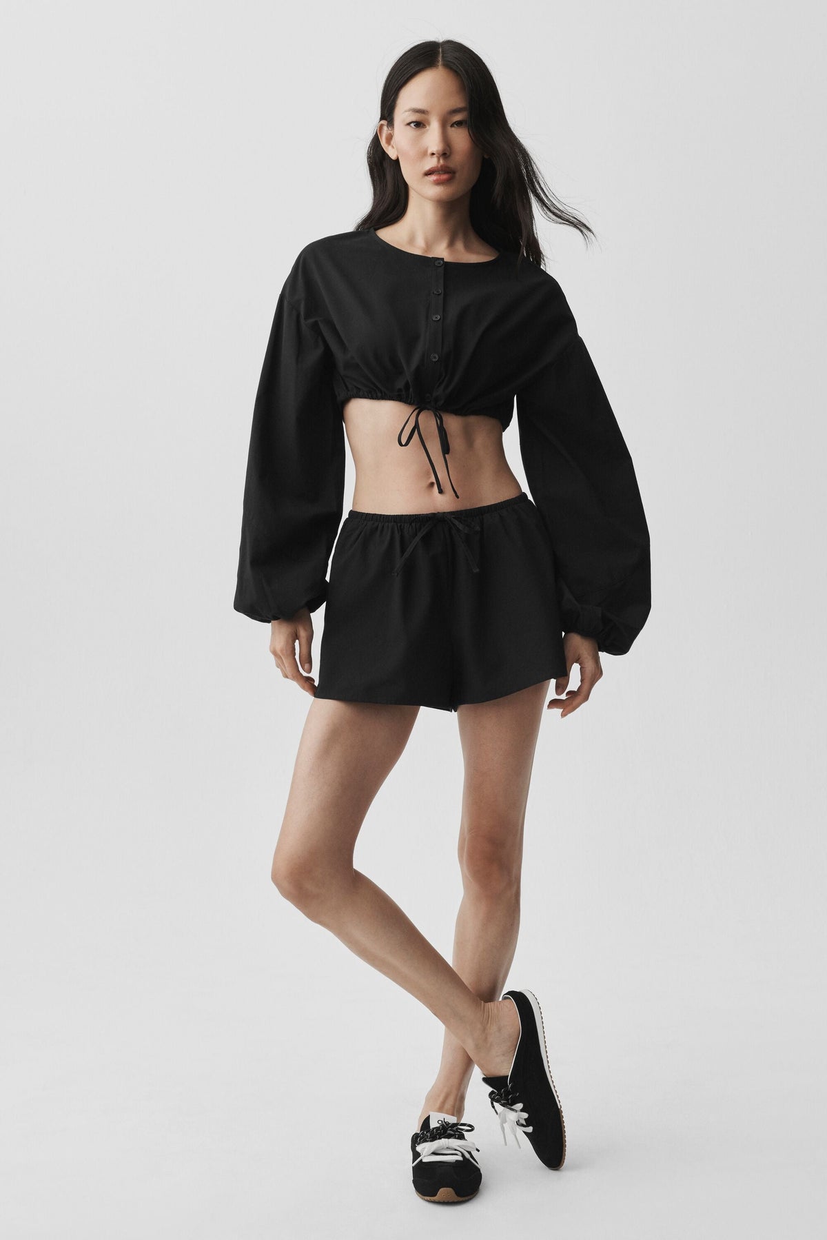 Alo Yoga Cotton Cropped Real Deal Long Sleeve - Black - imagen 4