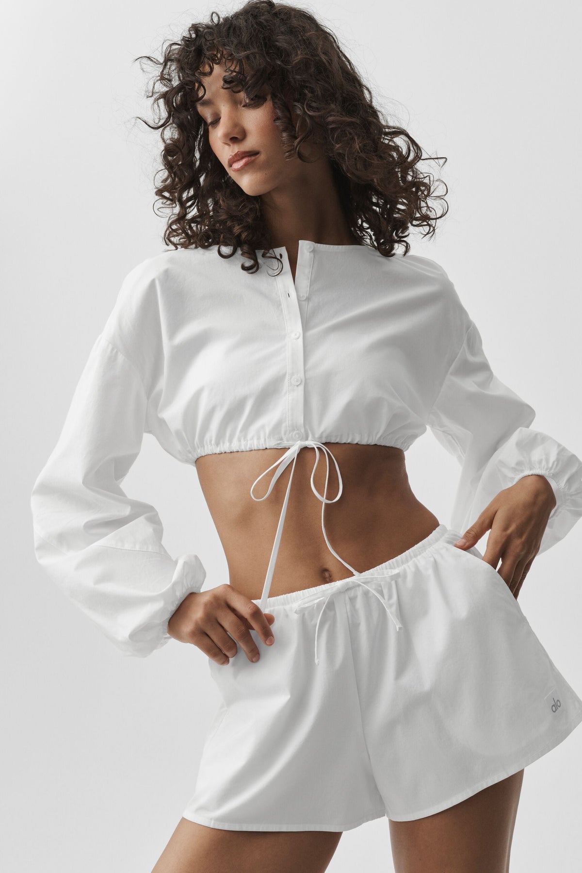 Alo Yoga Cotton Cropped Real Deal Long Sleeve - White - imagen 1