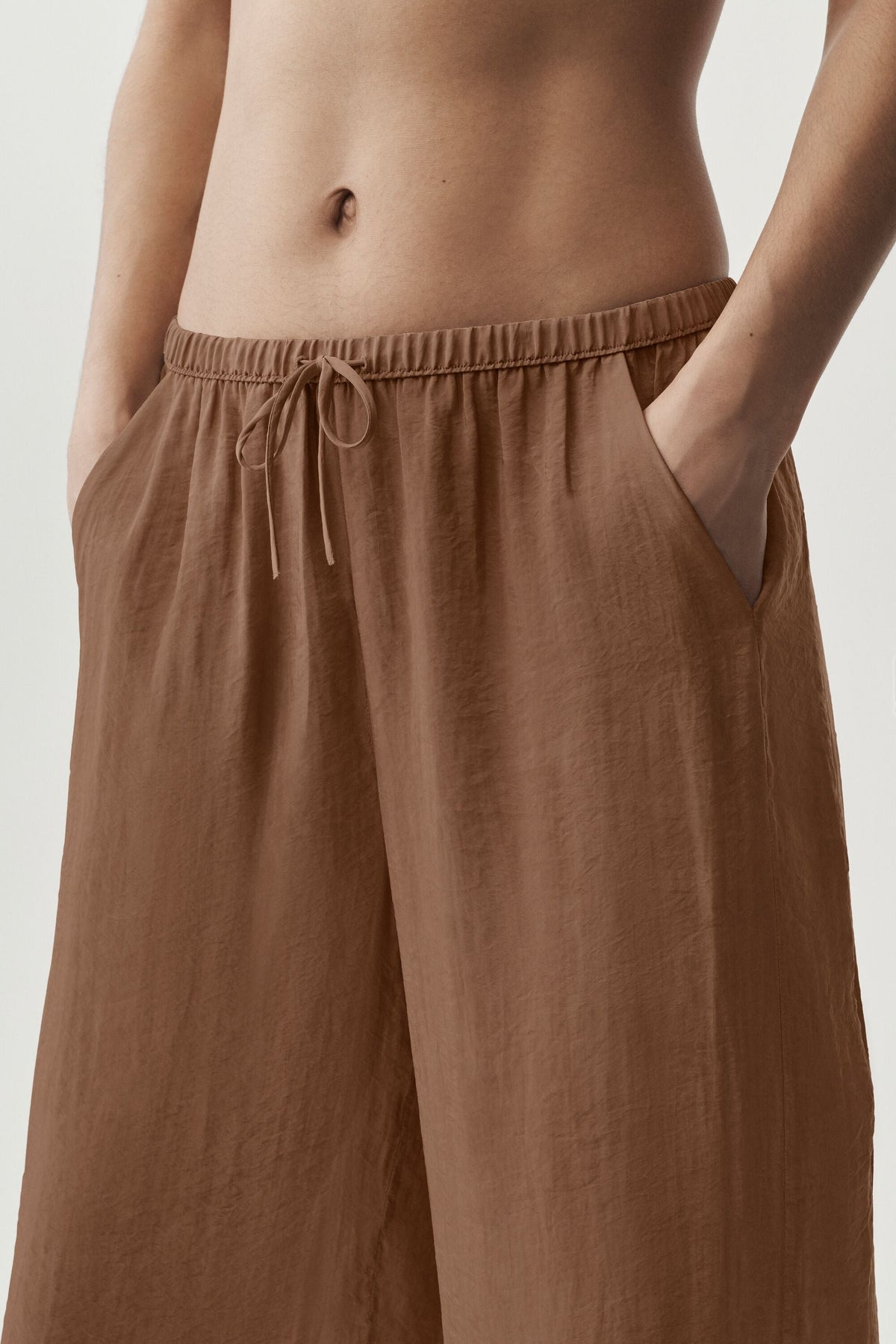 Alo Yoga Semi-Sheer Golden Hour High-Waist Straight Leg Pant - Sun Kissed Brown - imagen 2