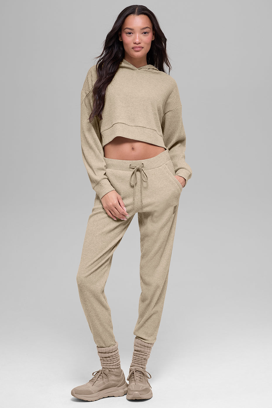 Alo Yoga Muse Hoodie - Gravel Heather - imagen 5