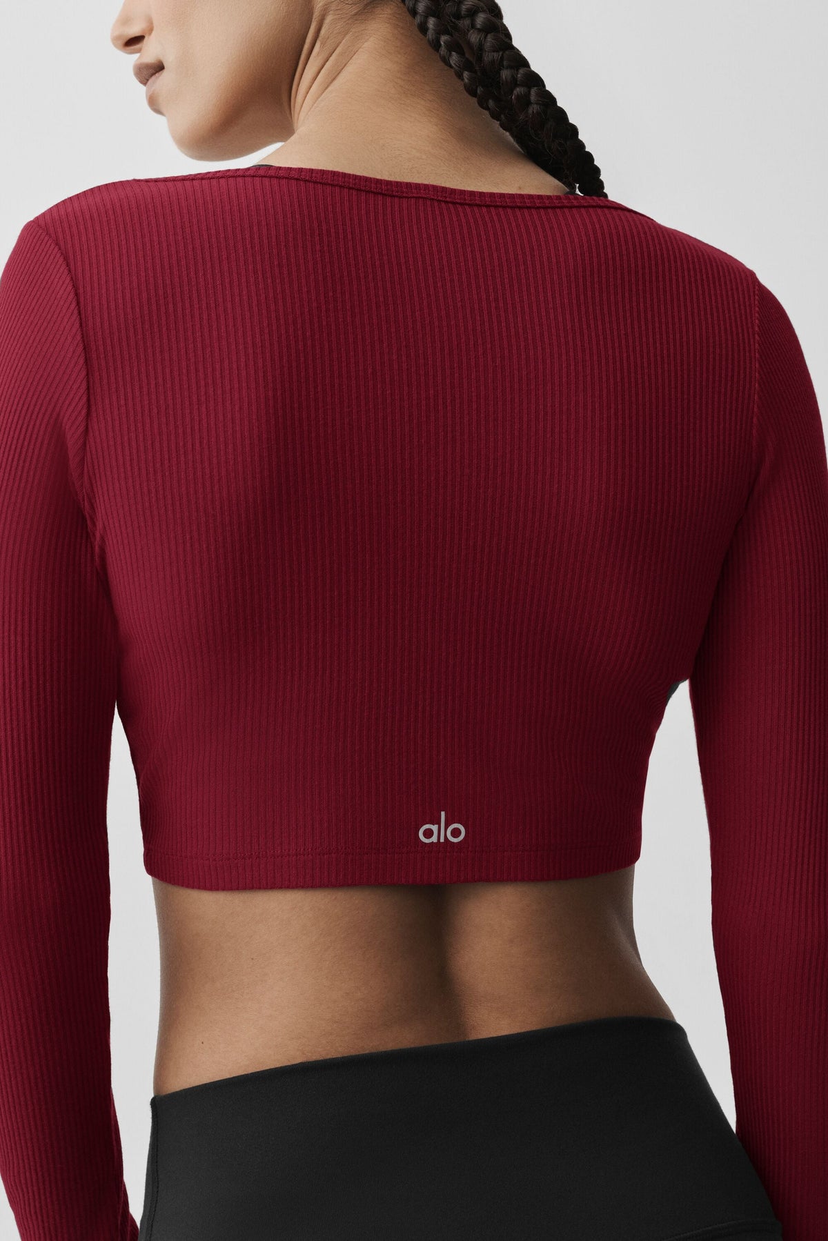 Alo Yoga Ribbed Cropped Whisper Cardigan - Summer Romance Red - imagen 4