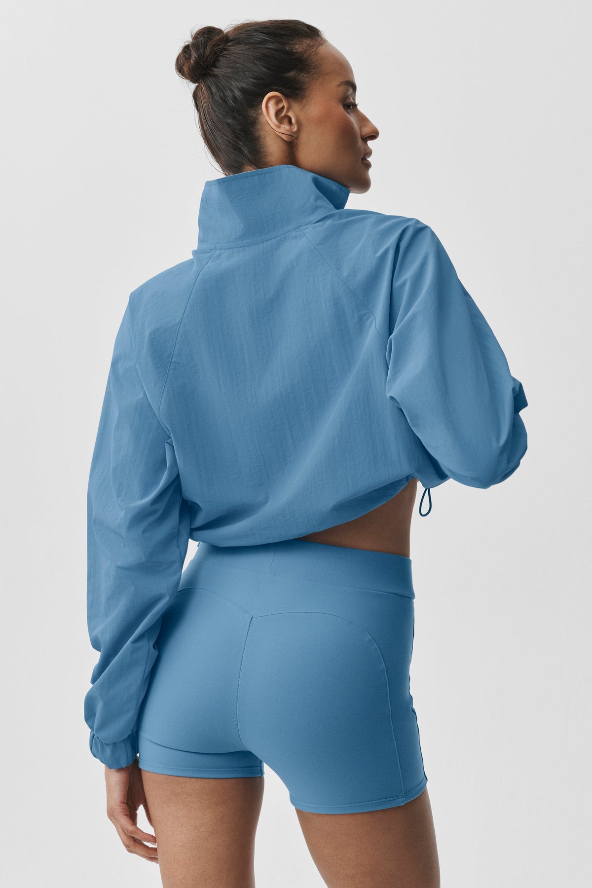 Alo Yoga Cropped 1/4 Zip Alumni Pullover - California Blue - imagen 2
