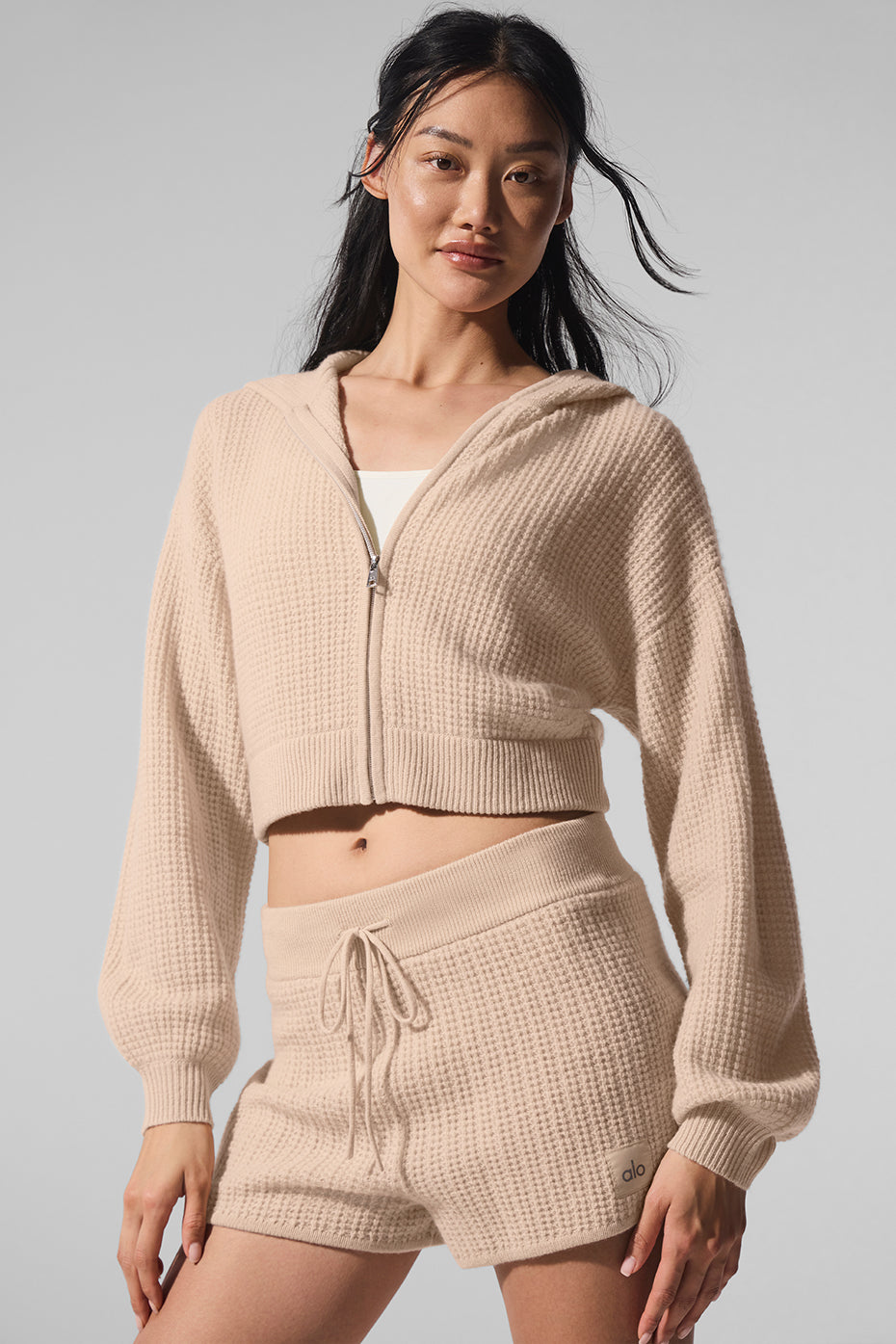 Alo Yoga Cashmere Plush Waffle Full Zip Hoodie - Macadamia Blush - imagen 3
