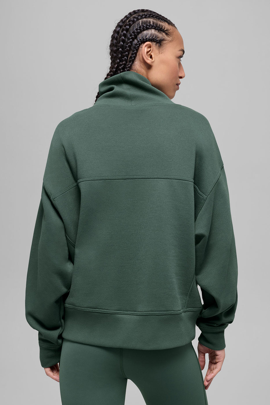 Alo Yoga Hazy Mock Neck Pullover - Clover Green - imagen 3