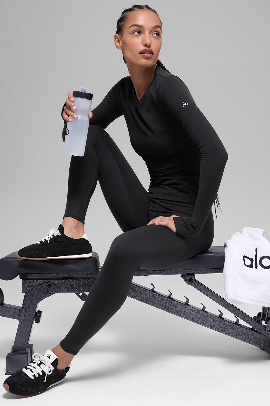 Alo Yoga Airbrush Winter Warm Nocturne Long Sleeve - Black - imagen 5