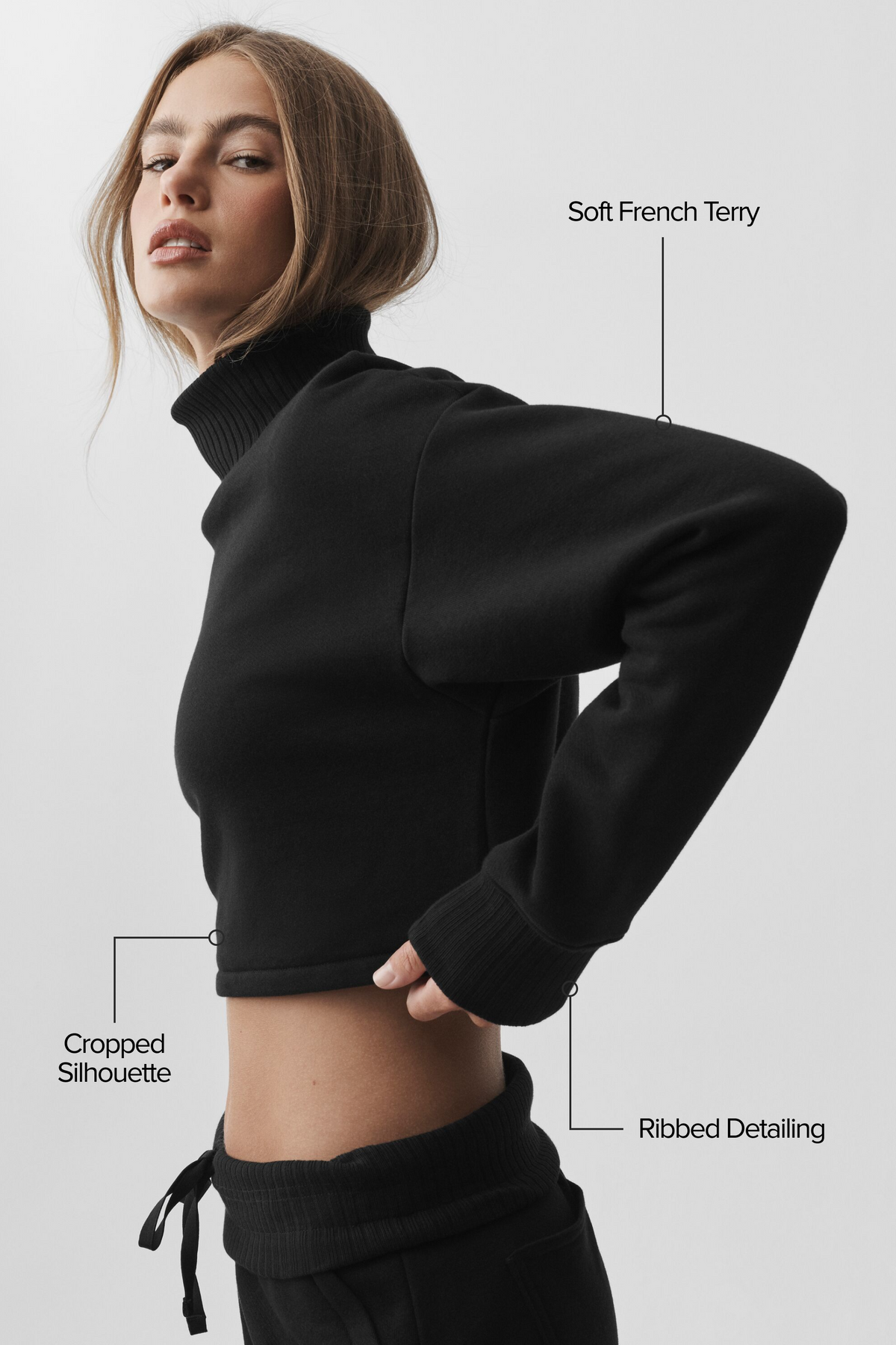 Alo Yoga Cropped Serenity Coverup - Black - imagen 2
