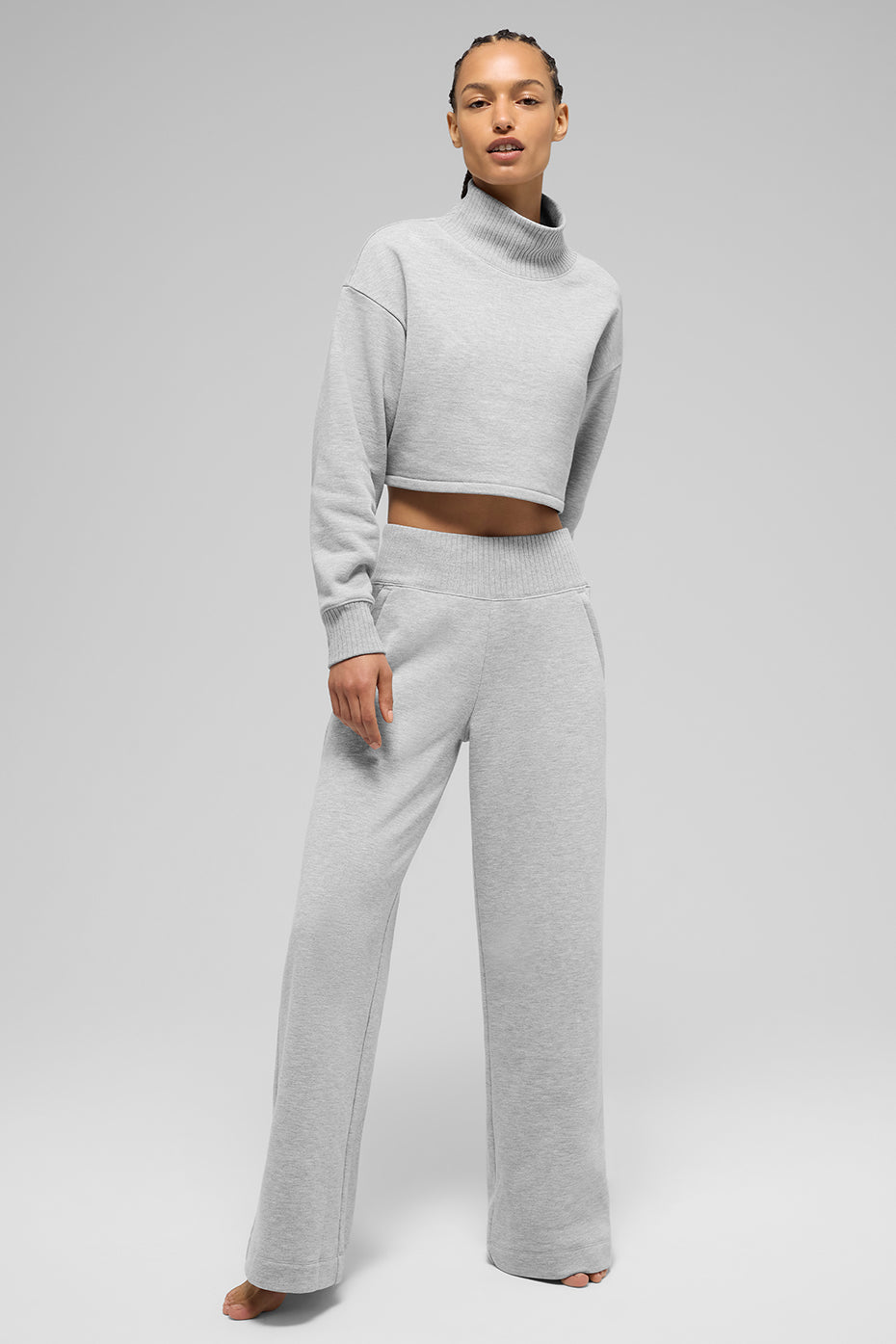 Alo Yoga Cropped Serenity Coverup - Athletic Heather Grey - imagen 6