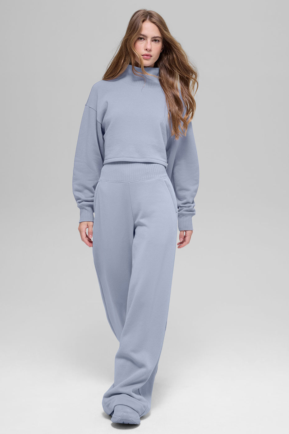 Alo Yoga Cropped Serenity Coverup - Winter Frost - imagen 5