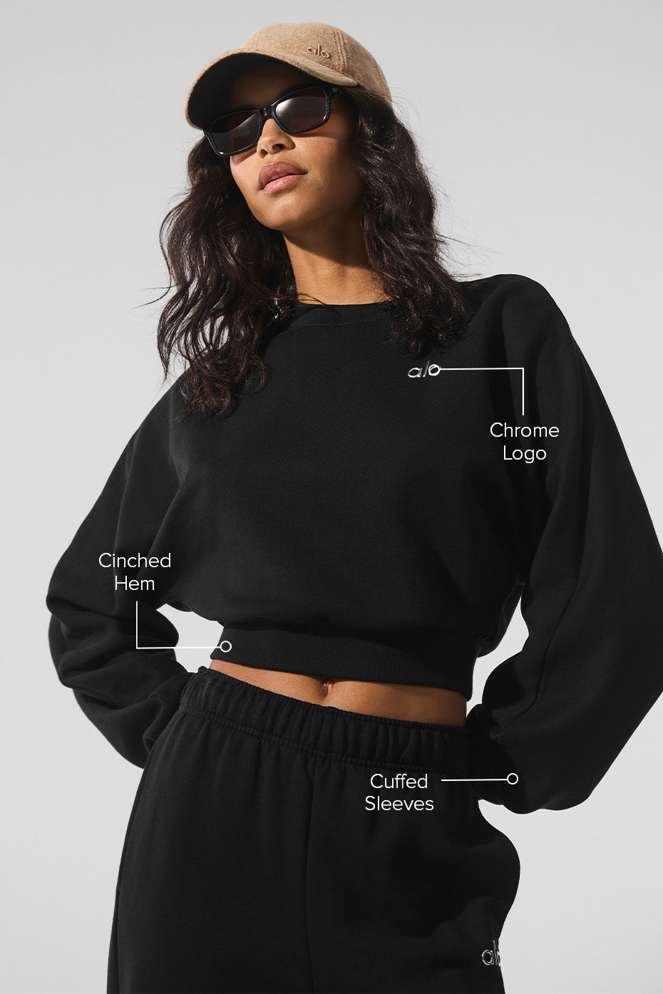 Alo Yoga Cropped Accolade Crewneck - Black - imagen 2