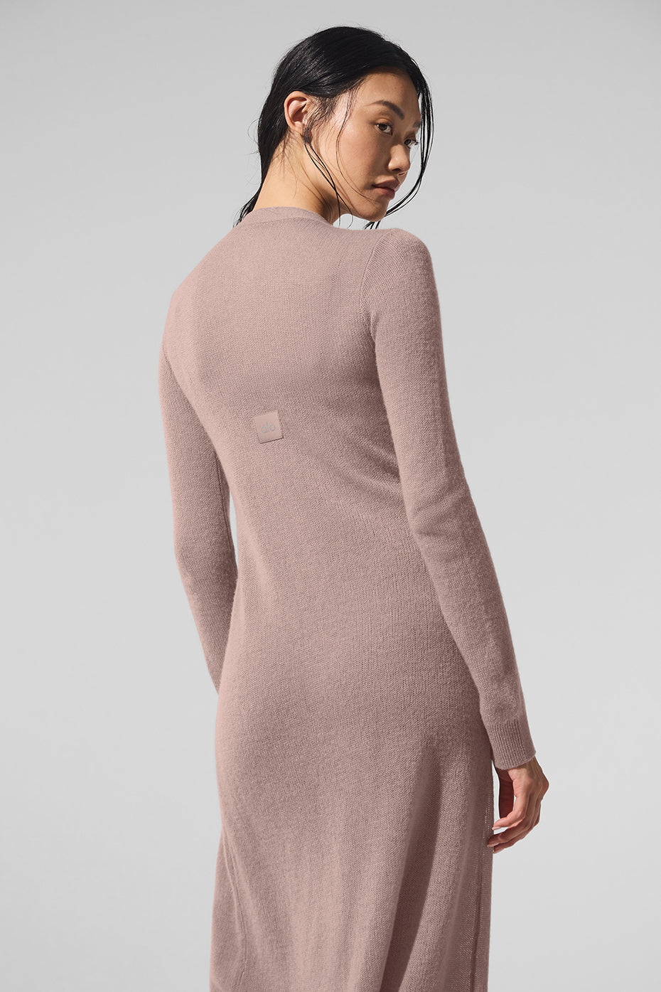 Alo Yoga Sheer Cashmere Long Cardigan - Taupe - imagen 3
