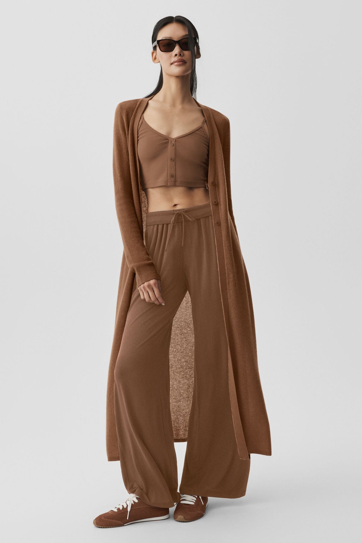 Alo Yoga Sheer Cashmere Long Cardigan - Sun Kissed Brown - imagen 3