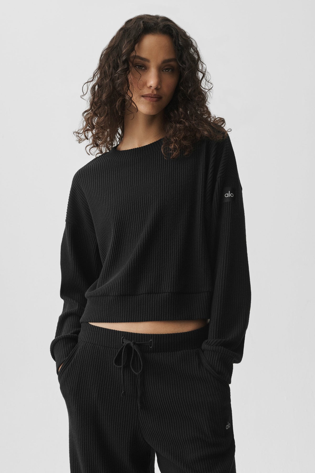 Alo Yoga Muse Crew Neck Pullover - Black - imagen 1