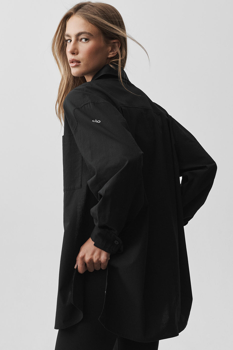 Alo Yoga Cotton Real Deal Button Up Long Sleeve - Black - imagen 2