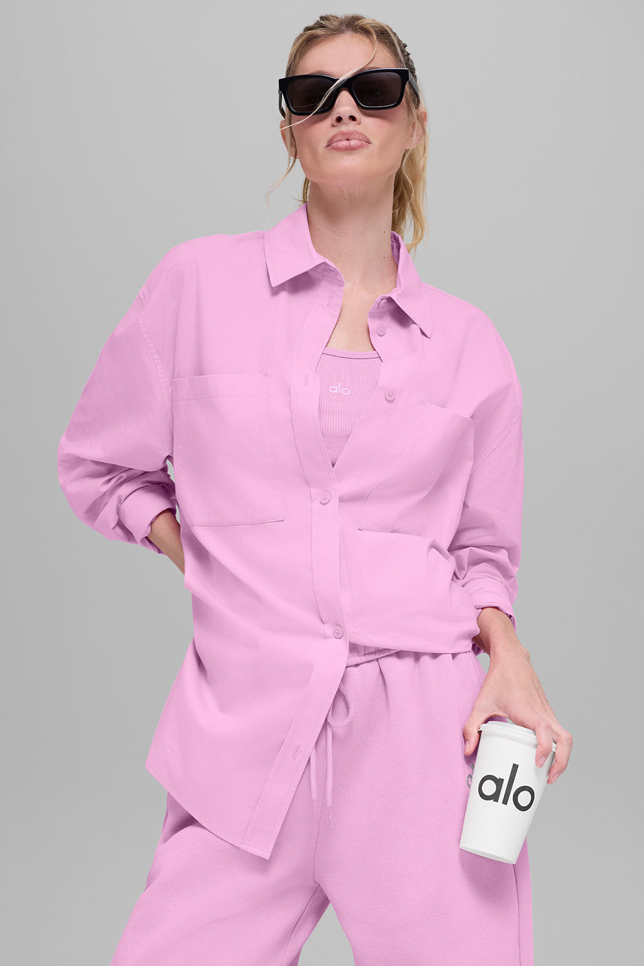 Alo Yoga Cotton Real Deal Button Up Long Sleeve - Candy Heart Pink - imagen 4