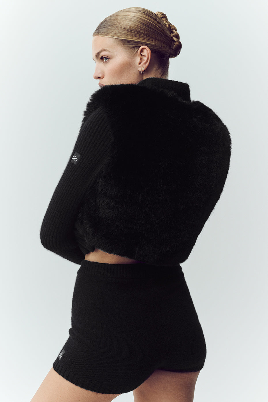Alo Yoga Faux Fur Cashmere Northstar Full Zip - Black - imagen 3