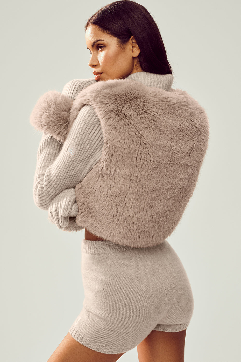 Alo Yoga Faux Fur Cashmere Northstar Full Zip - Oat Heather - imagen 2