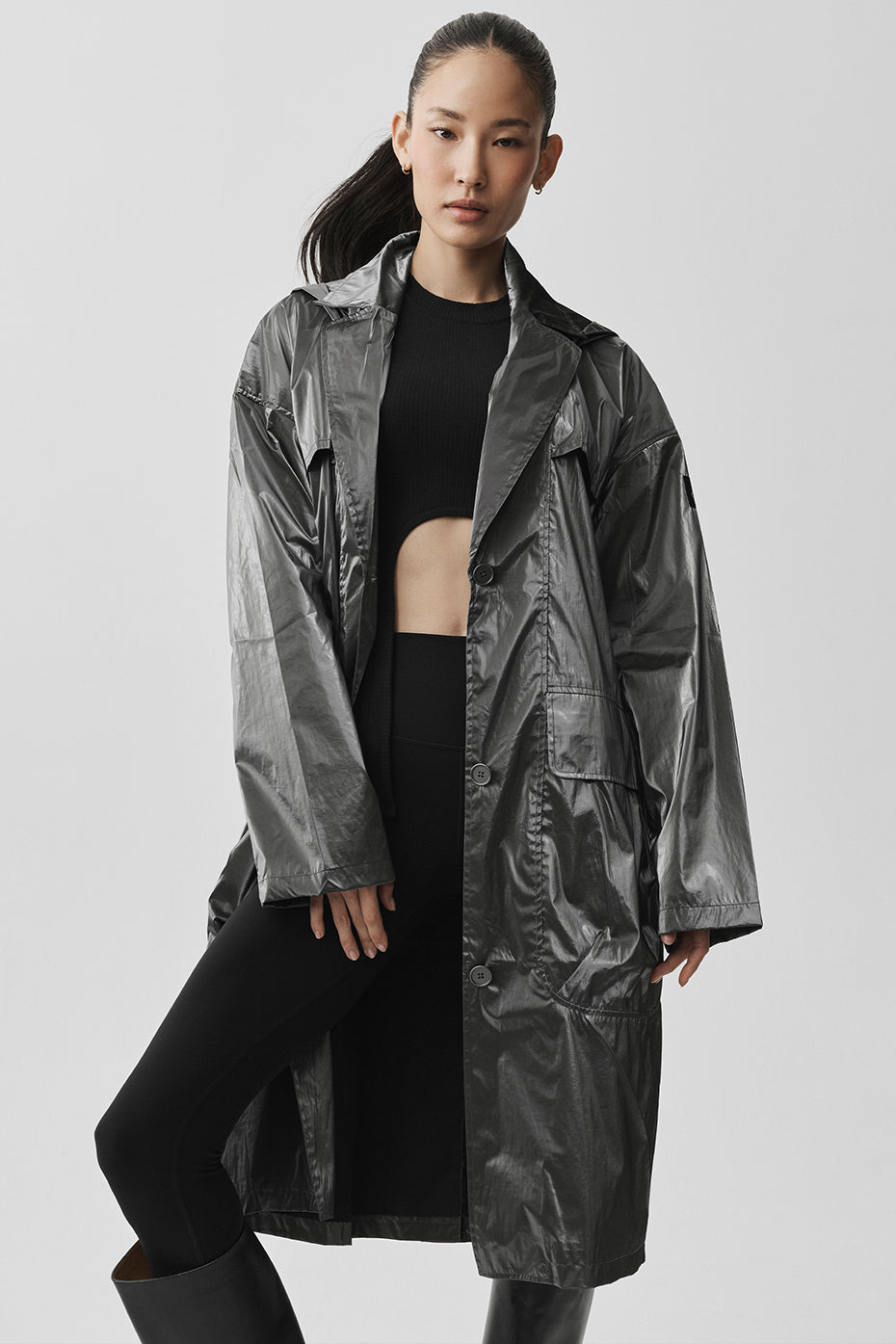 Alo Yoga Metallic Break Line Trench - Silver Metallic - imagen 1
