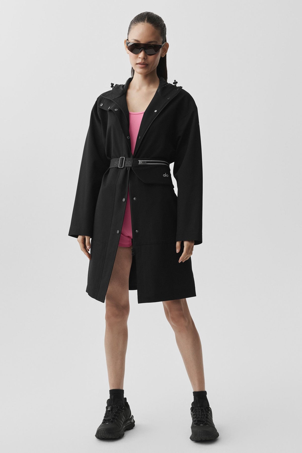Alo Yoga Rain Or Shine Long Coat - Black - imagen 6
