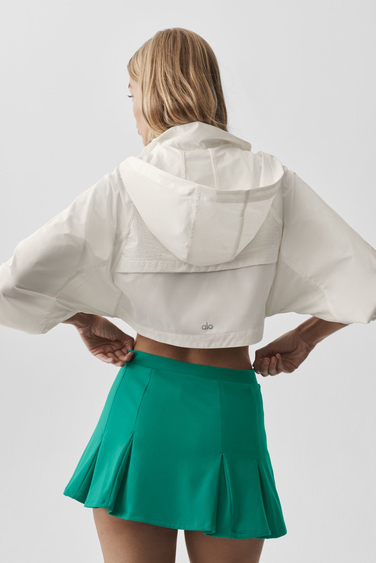Alo Yoga Cropped Playmaker Jacket - Ivory - imagen 2
