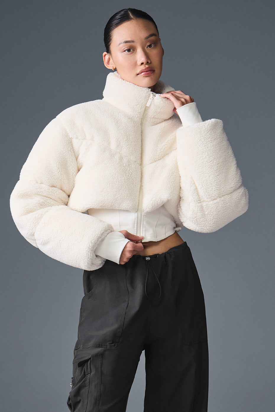 Alo Yoga Sherpa Main Act Corset Puffer - Ivory - imagen 1
