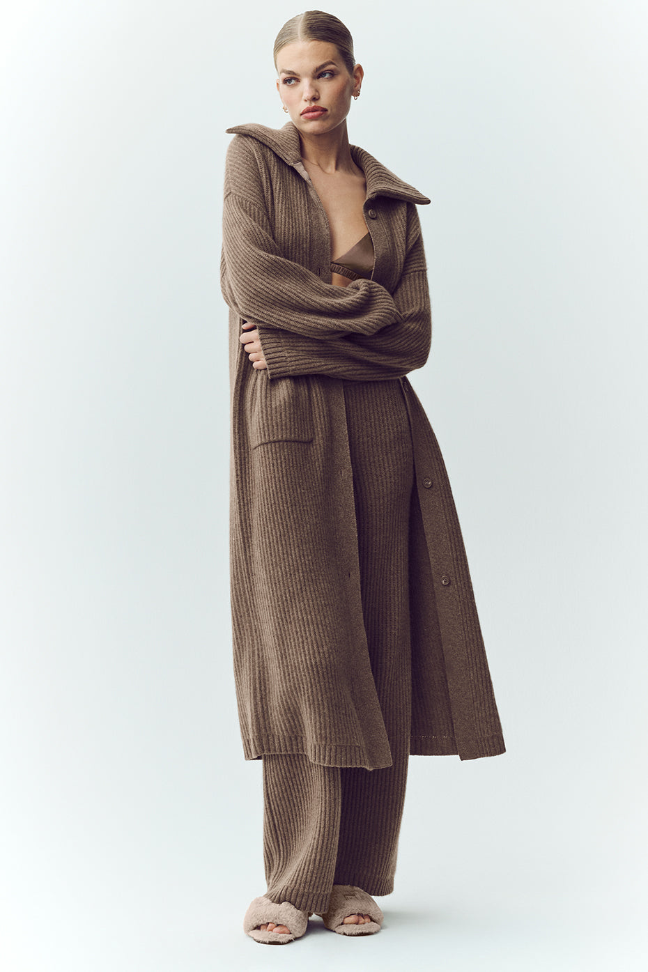 Alo Yoga Cashmere Northstar Long Cardigan - Alpine Cocoa Heather - imagen 3