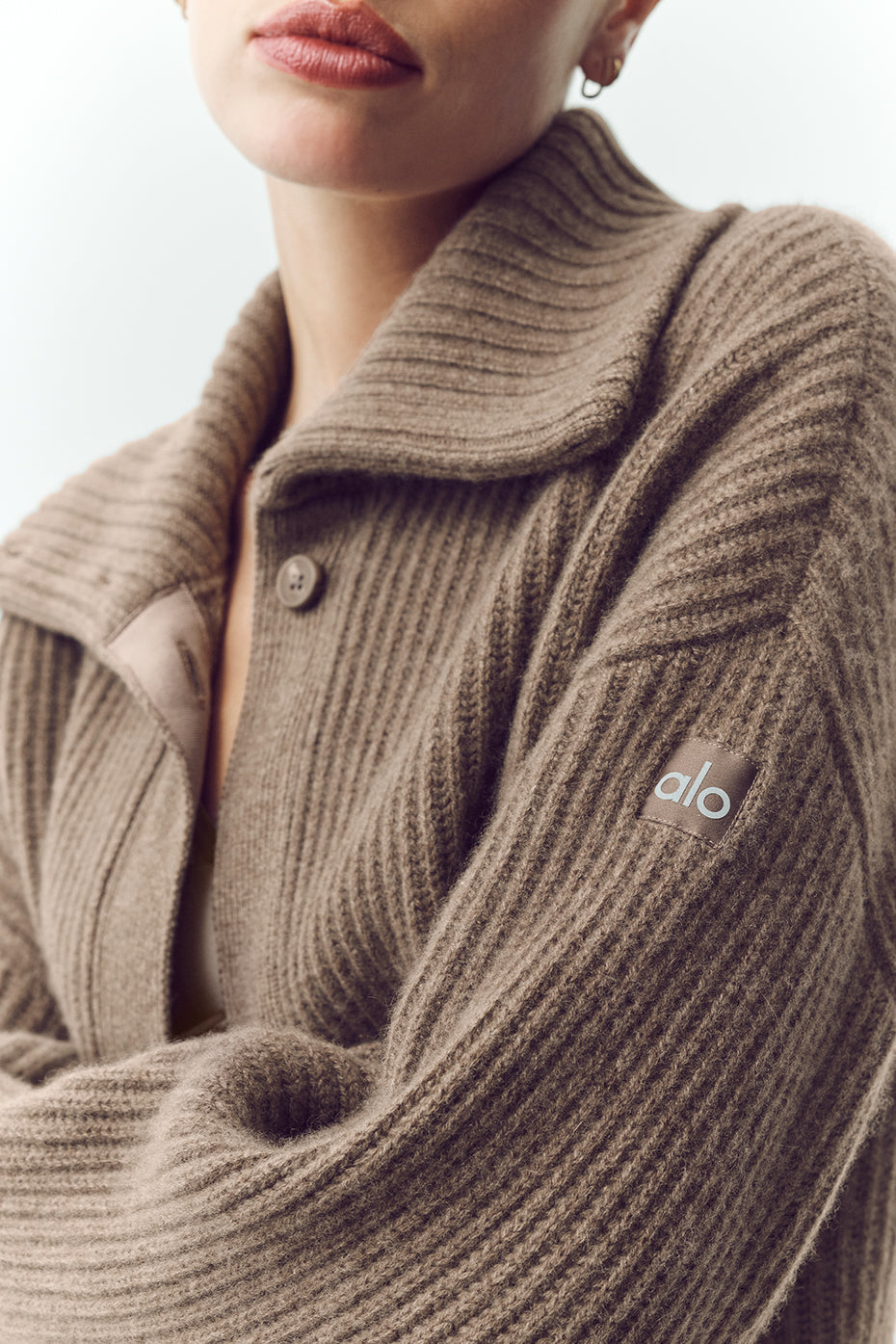 Alo Yoga Cashmere Northstar Long Cardigan - Alpine Cocoa Heather - imagen 2