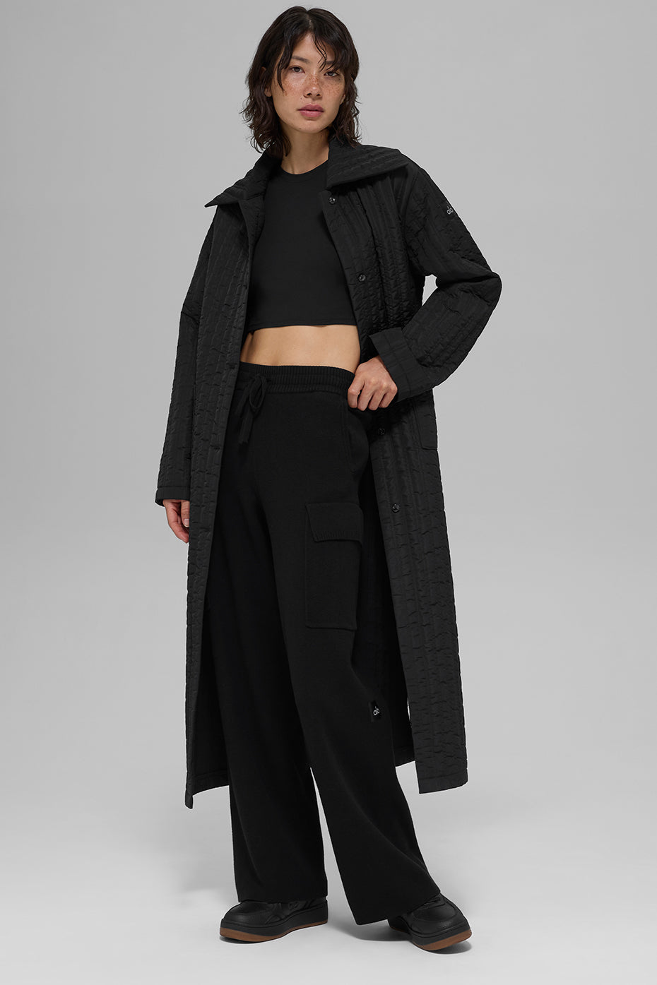 Alo Yoga Quilted Skyline Long Coat - Black - imagen 5