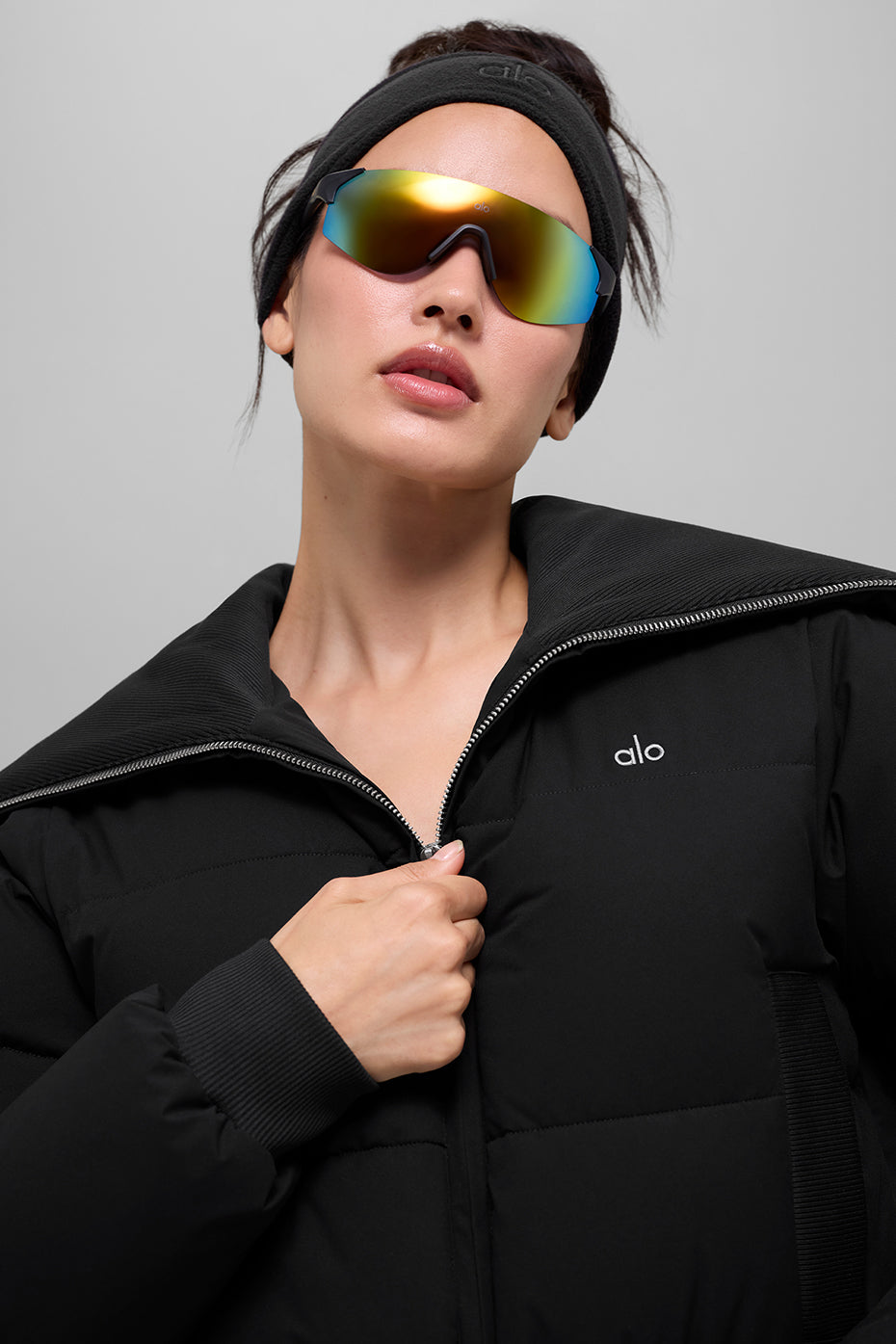 Alo Yoga Captivate Puffer - Black - imagen 3
