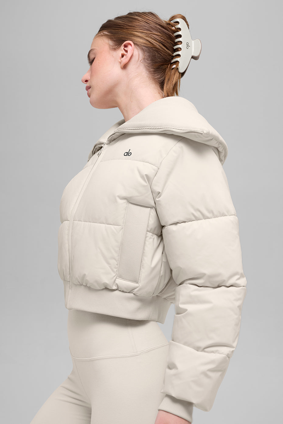 Alo Yoga Captivate Puffer - Bone - imagen 3