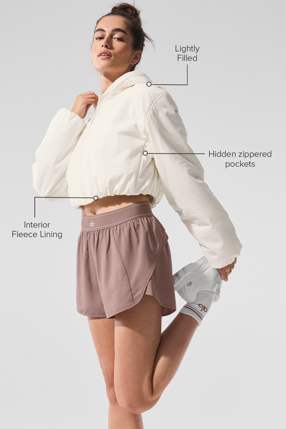 Alo Yoga Cropped Mountain Peak Full-Zip Hoodie - Ivory - imagen 2