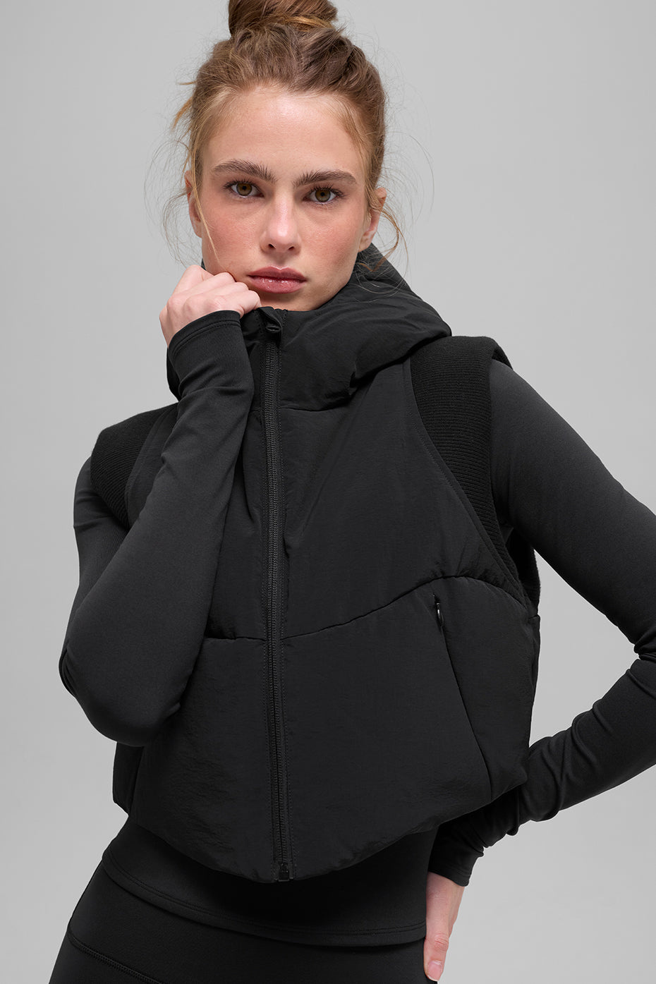 Alo Yoga Fast Lane Puffer Vest - Black - imagen 3