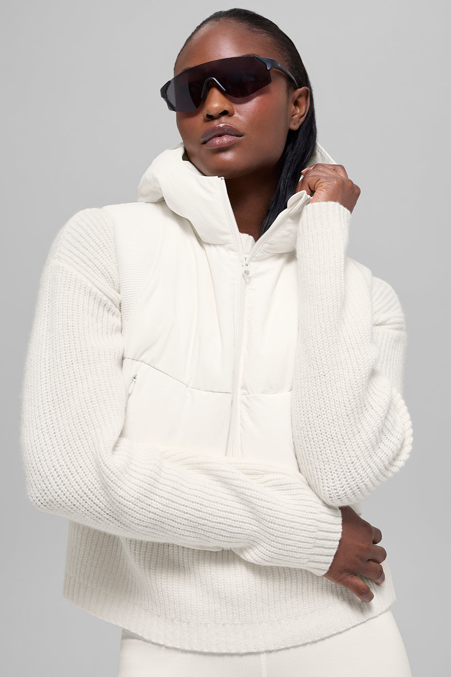 Alo Yoga Fast Lane Puffer Vest - Ivory - imagen 4