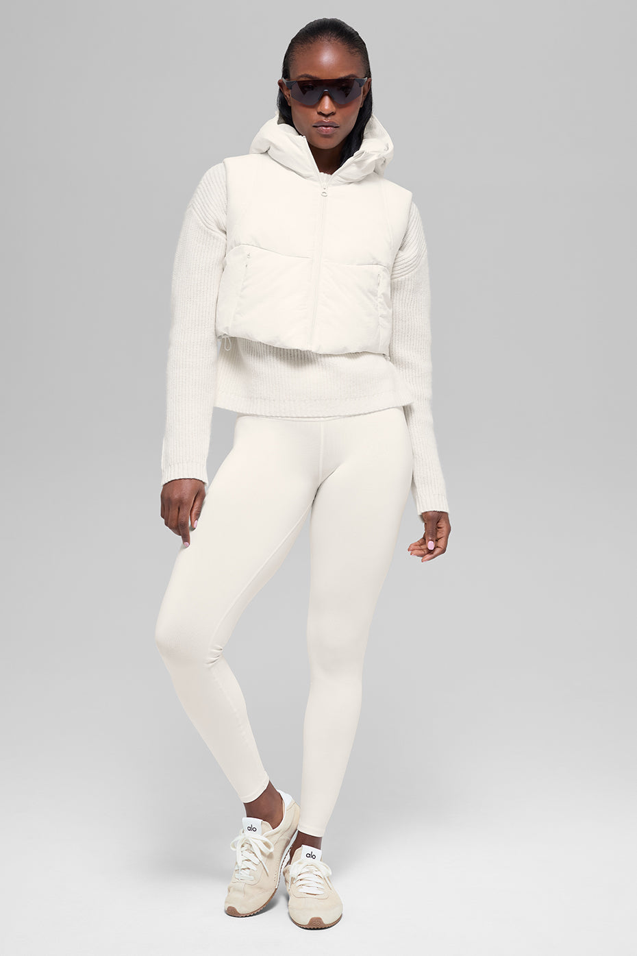 Alo Yoga Fast Lane Puffer Vest - Ivory - imagen 5