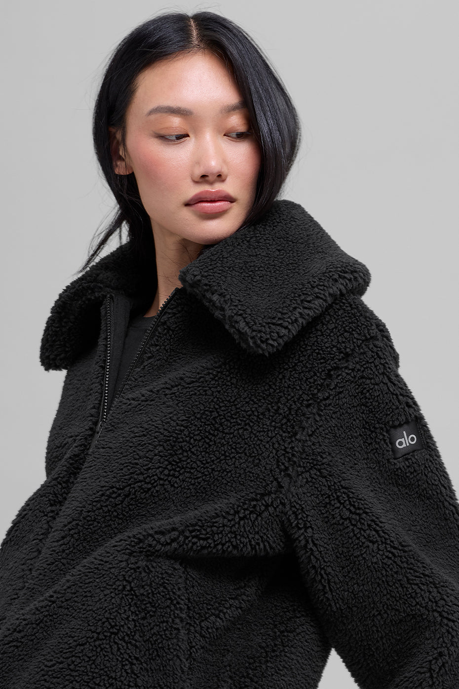 Alo Yoga Sherpa Downtown Jacket - Black - imagen 3