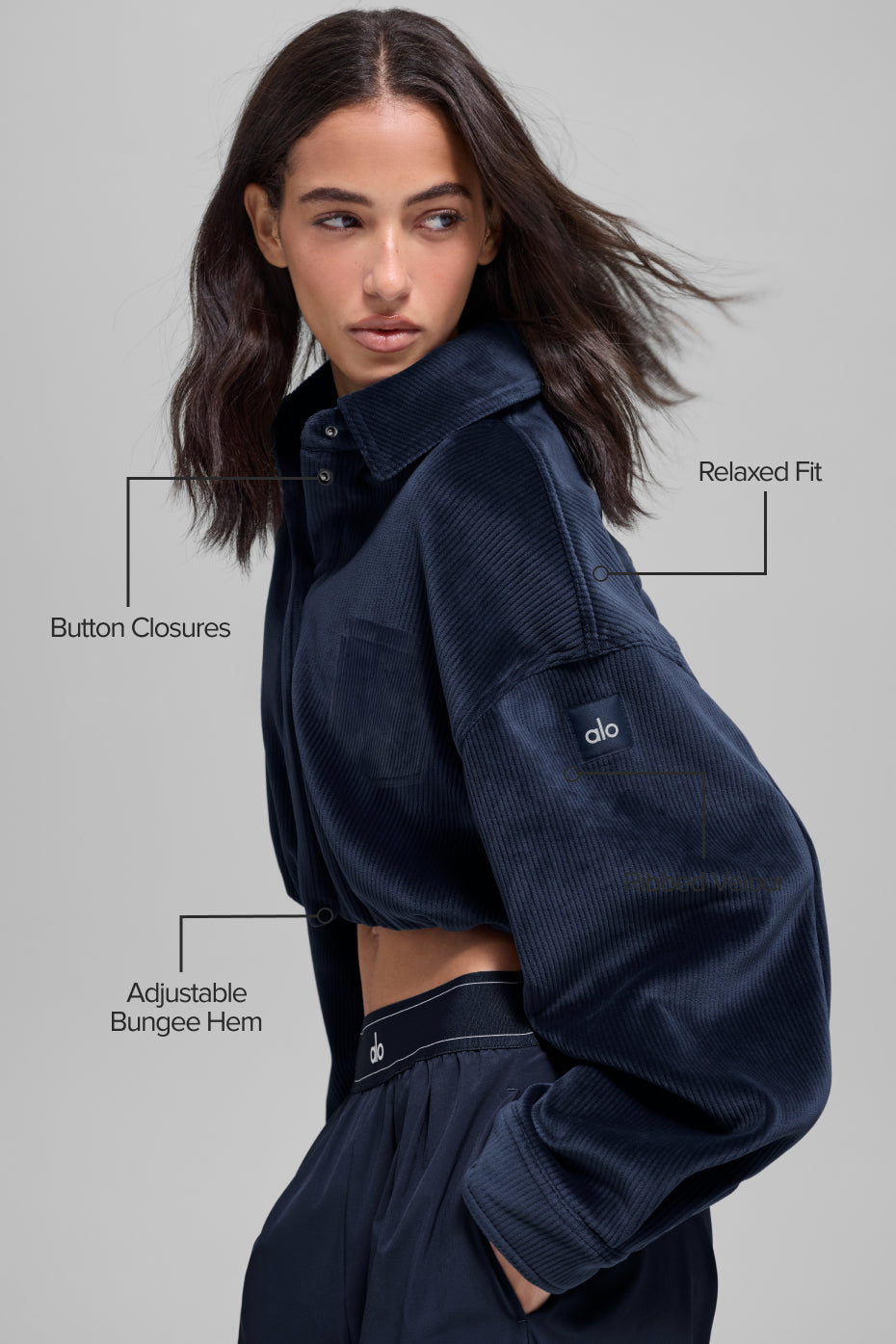 Alo Yoga Ribbed Velour Cropped Mountain Side Jacket - Navy - imagen 2