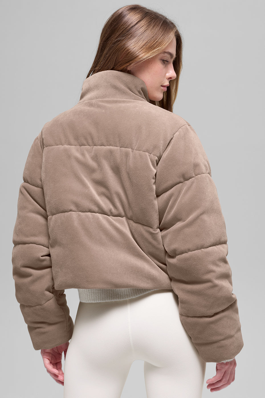 Alo Yoga Micro Corduroy Dreamy Puffer - Chai Latte - imagen 2