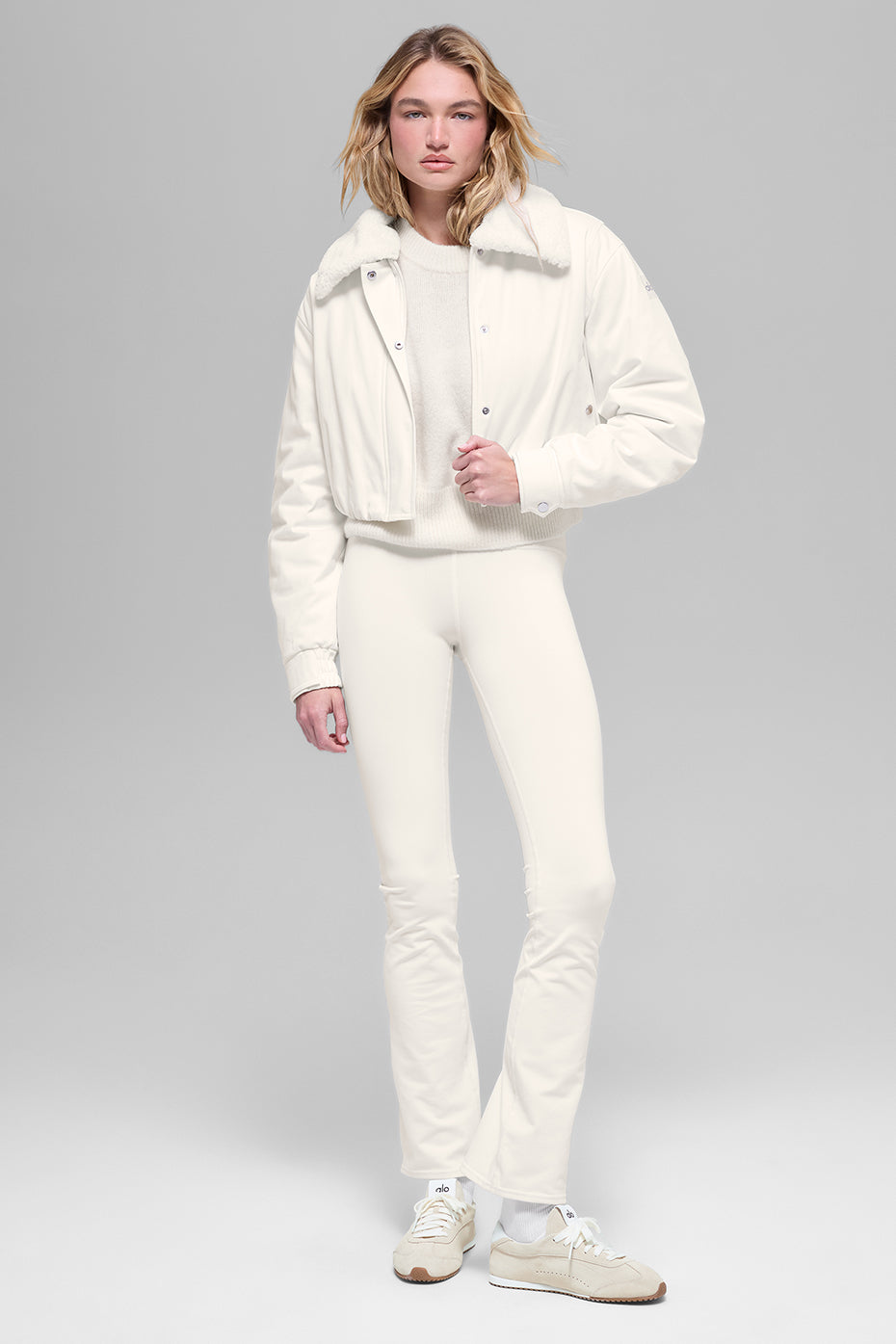 Alo Yoga Navigator Jacket - Ivory - imagen 5